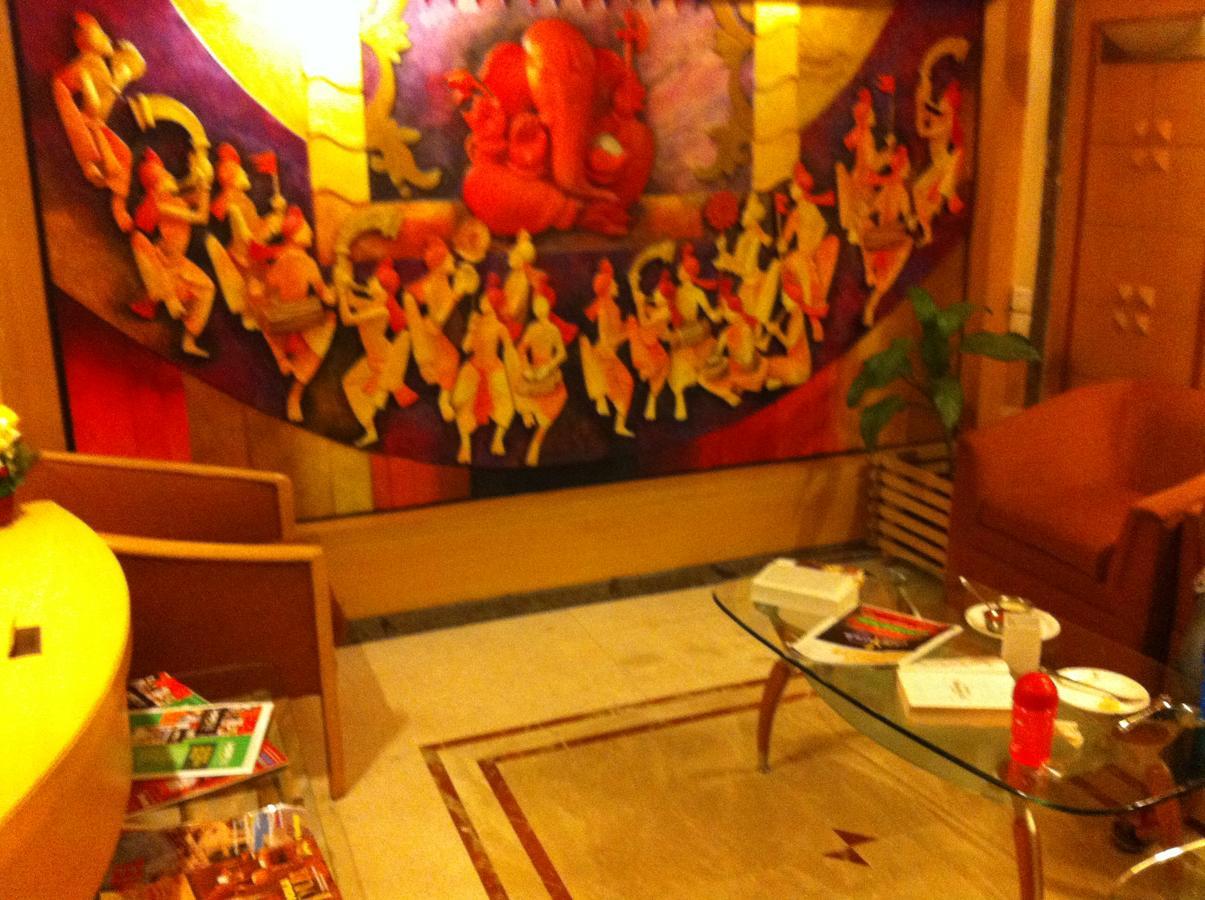 Hotel Ashirwad ปูเน่ ภายนอก รูปภาพ
